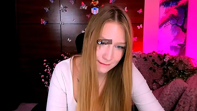 Snapshot of playful_sophie chatting on February 2, 1:19 pm playful sophie online show from February 2, 1:19 pm