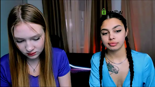 Snapshot of playful_sophie chatting on February 7, 5:29 pm playful sophie online show from February 7, 5:29 pm