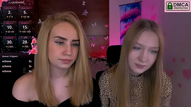 Snapshot of playful_sophie chatting on February 27, 2:42 am playful sophie online show from February 27, 2:42 am