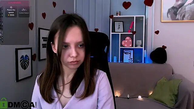 Snapshot of playful_sophie chatting on February 28, 1:47 pm playful sophie online show from February 28, 1:47 pm