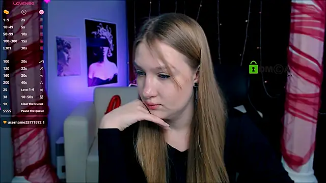 Snapshot of playful_sophie chatting on March 16, 12:22 pm playful sophie online show from March 16, 12:22 pm