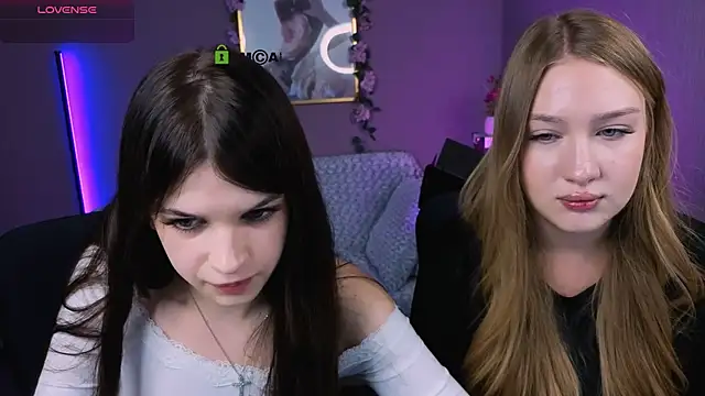 Snapshot of playful_sophie chatting on October 9, 9:02 pm playful sophie online show from October 9, 9:02 pm