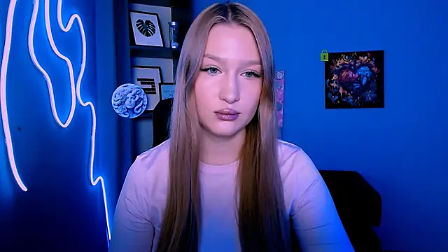 Snapshot of playful_sophie chatting on November 30, 4:22 pm playful sophie online show from November 30, 4:22 pm