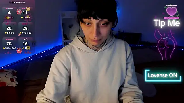 Snapshot of Lucky_Deniz chatting on March 6, 8:59 pm Lucky Deniz online show from March 6, 8:59 pm