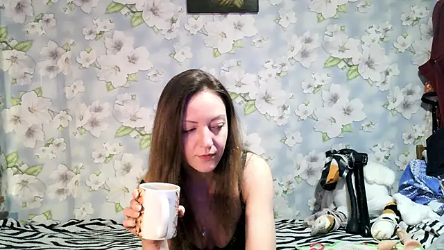 Snapshot of KattyLuuu chatting on January 23, 8:45 pm KattyLuuu online show from January 23, 8:45 pm