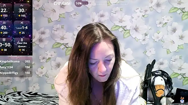 Snapshot of KattyLuuu chatting on February 7, 6:14 am KattyLuuu online show from February 7, 6:14 am