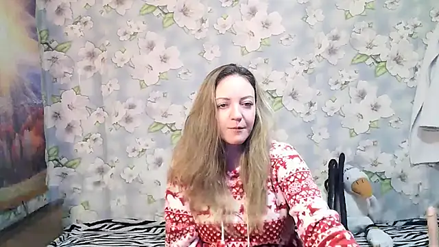 Snapshot of KattyLuuu chatting on October 25, 8:36 pm KattyLuuu online show from October 25, 8:36 pm