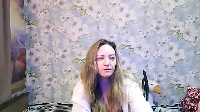 Snapshot of KattyLuuu chatting on November 2, 6:10 pm KattyLuuu online show from November 2, 6:10 pm