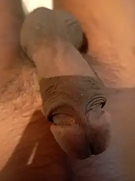 Snapshot of tharu111111 chatting on January 19, 6:53 am tharu111111 online show from January 19, 6:53 am