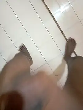 Snapshot of tharu111111 chatting on January 30, 9:58 pm tharu111111 online show from January 30, 9:58 pm