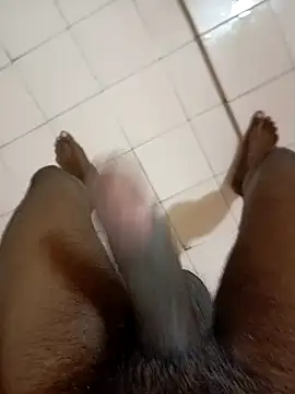 Snapshot of tharu111111 chatting on February 1, 8:58 pm tharu111111 online show from February 1, 8:58 pm