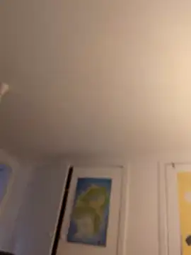 Snapshot of biggnipz chatting on October 24, 7:16 am biggnipz online show from October 24, 7:16 am