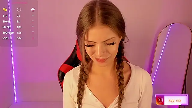 Snapshot of nix__kyy chatting on March 21, 6:16 am nix kyy online show from March 21, 6:16 am