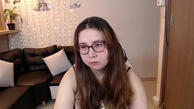 chloe prg online show from February 5, 1:11 pm