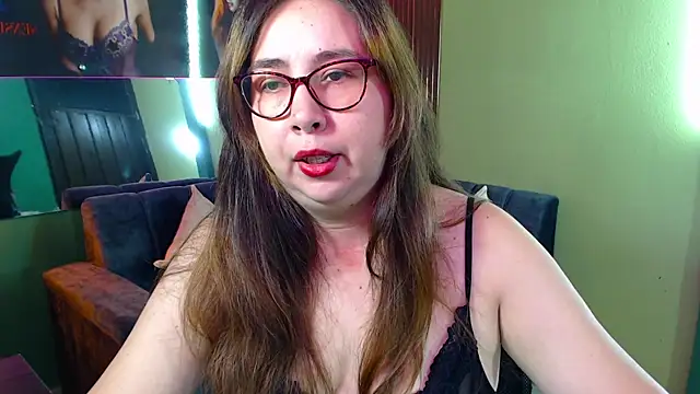 chloe prg online show from February 20, 12:47 pm