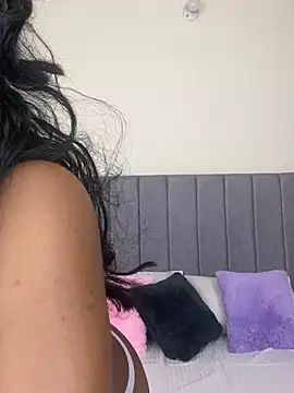 Snapshot of Zizi-campbel chatting on January 23, 2:50 pm Zizi-campbel online show from January 23, 2:50 pm