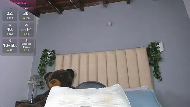 Camillesanto online show from October 9, 10:30 pm