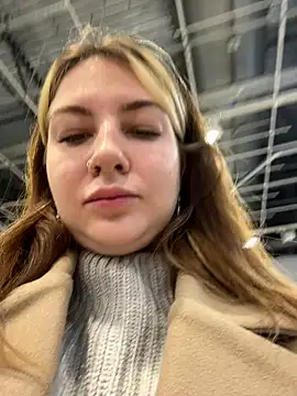 MayaMystic online show from December 23, 3:12 pm