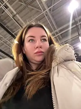 MayaMystic online show from February 6, 9:11 am