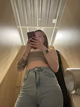 MayaMystic online show from February 13, 9:09 am