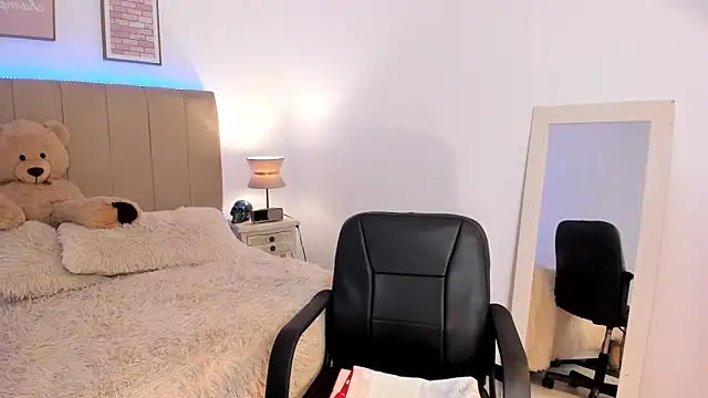 Snapshot of Katta_ossa chatting on February 27, 7:58 pm Katta ossa online show from February 27, 7:58 pm