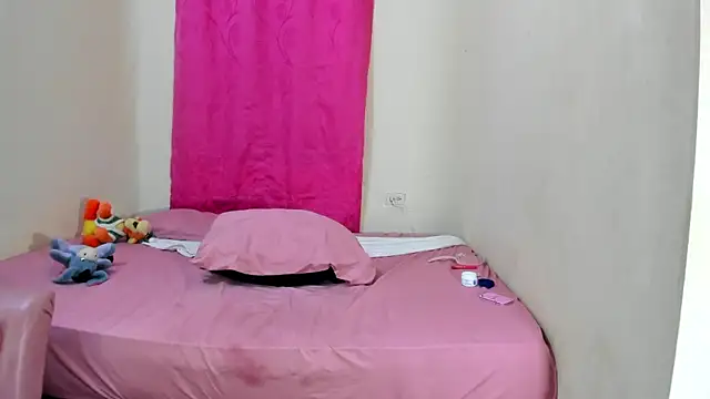 Mariana 16  online show from January 20, 7:57 pm