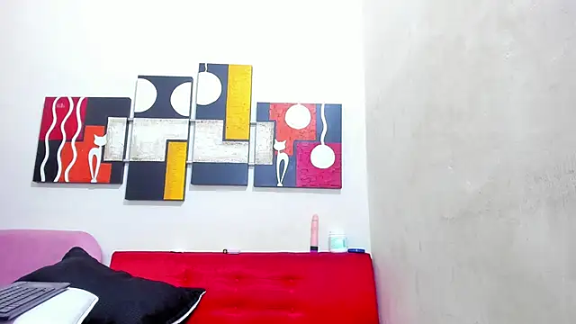 Mariana 16  online show from March 22, 11:31 pm