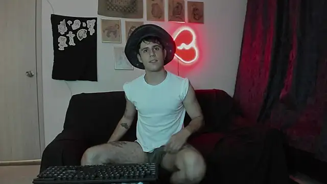 Antonello Vannucci online show from January 10, 8:04 pm