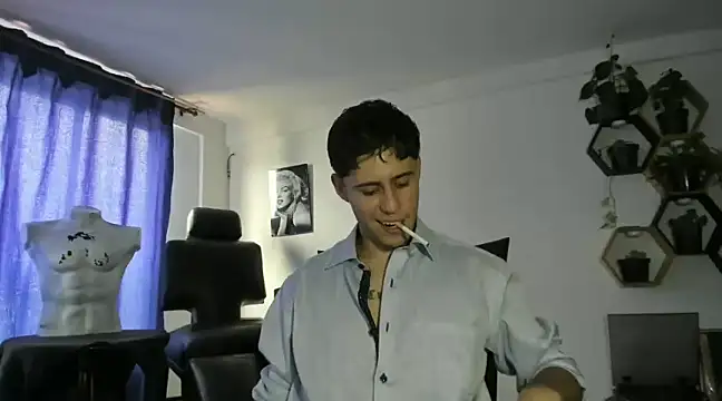 Antonello Vannucci online show from March 14, 7:12 pm