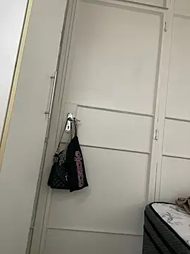 beverlyxxxx online show from March 19, 4:57 am