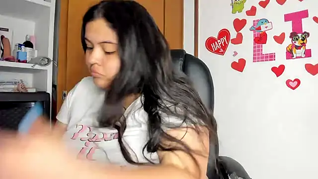 lizzie c online show from February 21, 7:32 pm