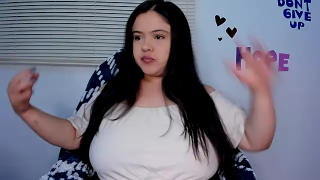 lizzie c online show from November 10, 11:15 pm