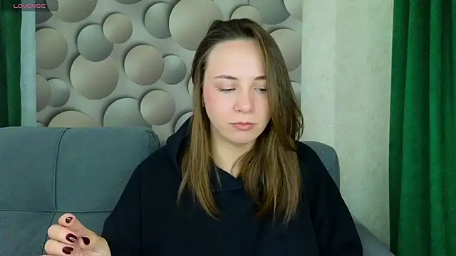 Snapshot of Cute_smile_sharon chatting on October 16, 6:03 am Cute smile sharon online show from October 16, 6:03 am