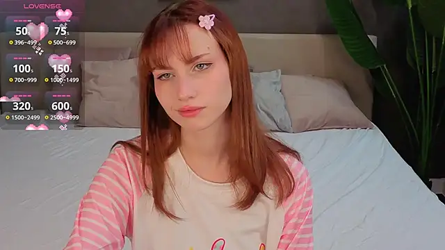 Mollly Rouge online show from October 8, 1:14 am