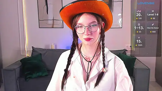 mari nettt online show from January 18, 6:43 pm