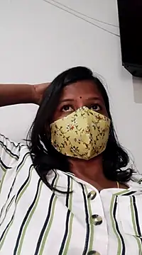 Tamil Sanjana  online show from January 5, 12:21 pm