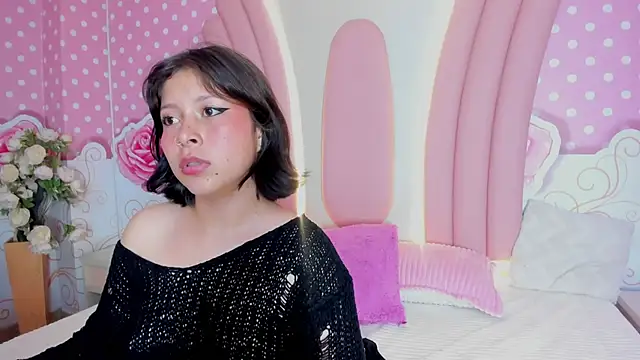 Lily Martinez online show from March 17, 2:41 am