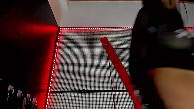 katizaldana online show from October 18, 3:42 am