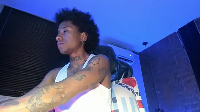 JhonyMiller  online show from October 2, 4:30 am