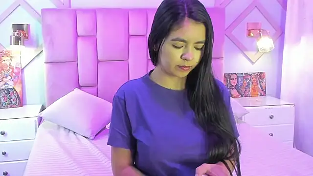 nathyy garcia online show from March 13, 4:05 am