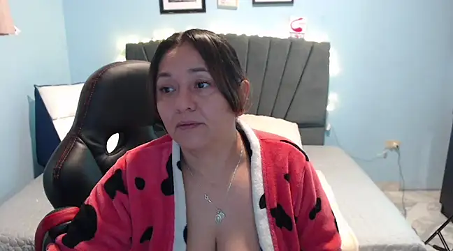 AngelRouss online show from February 6, 9:32 am