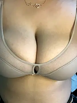 Snapshot of hot_menka chatting on September 14, 3:44 pm hot menka online show from September 14, 3:44 pm