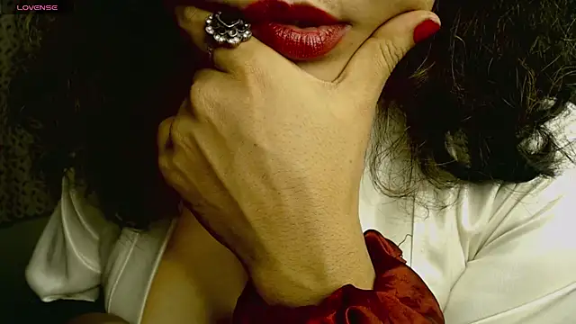 Snapshot of hot_menka chatting on November 13, 5:45 pm hot menka online show from November 13, 5:45 pm