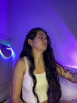 Rosita forever  online show from February 11, 7:05 pm