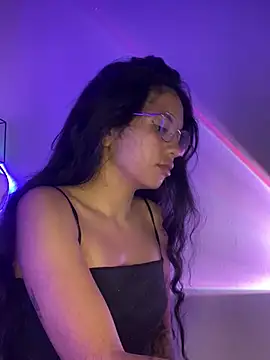 Rosita forever  online show from February 14, 10:28 am