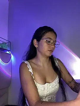 Rosita forever  online show from February 15, 5:50 pm