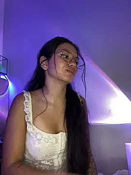 Rosita forever  online show from February 15, 8:54 pm