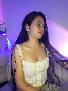 Rosita forever  online show from March 4, 9:54 pm