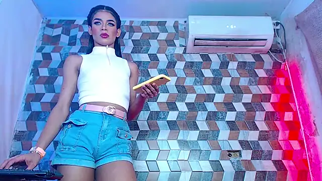 newgroupxxx online show from February 28, 9:33 pm