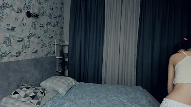 LilianGrindle online show from February 9, 6:16 pm